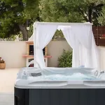Willa Luxury -heated Pool -jacuzzi Trogir