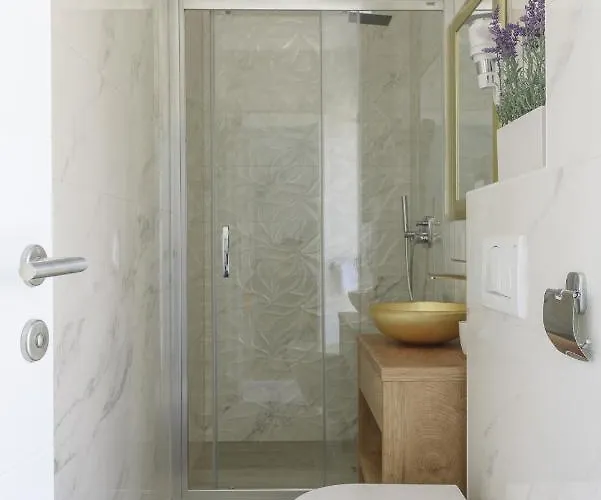 Luxury -heated Pool -jacuzzi * Trogir