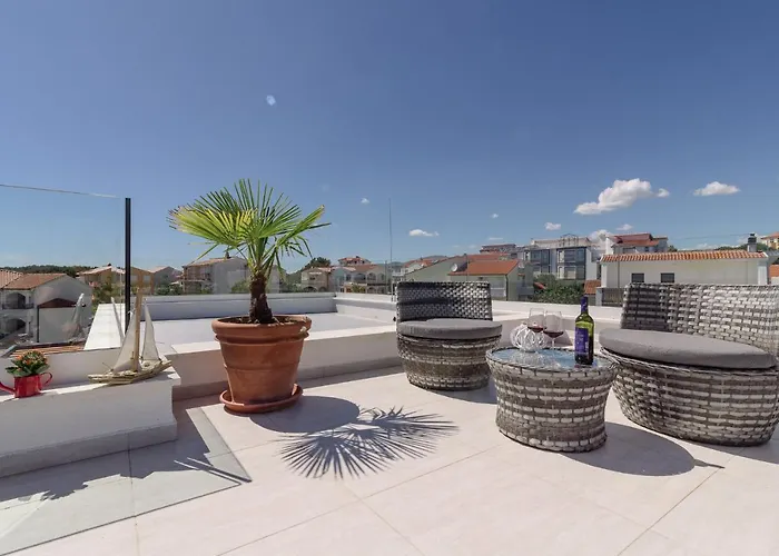 Villa Luxury -heated Pool -jacuzzi