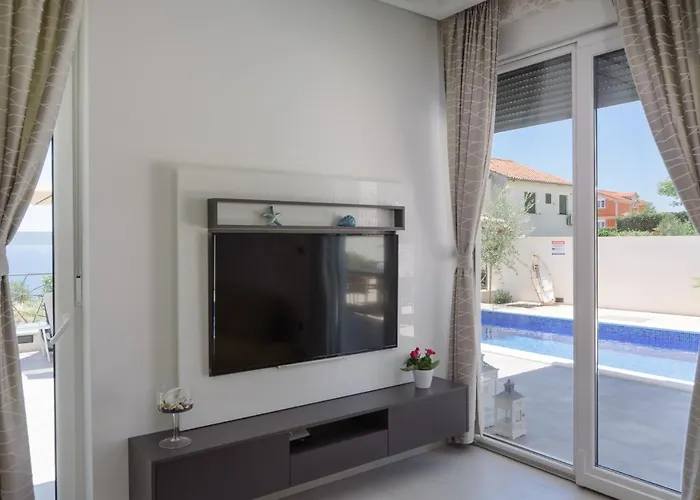 Luxury -heated Pool -jacuzzi Villa