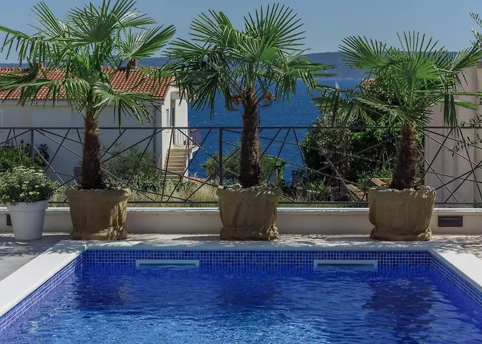 Luxury -heated Pool -jacuzzi *