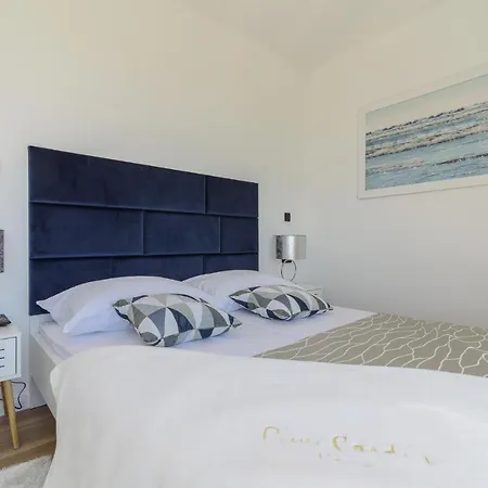 Luxury -heated Pool -jacuzzi * Трогір