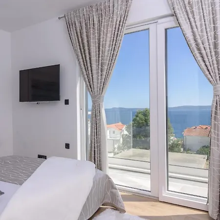 Villa Luxury -heated Pool -jacuzzi Trogir