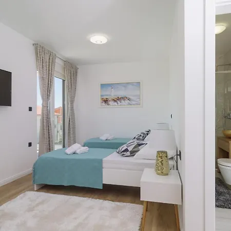 Luxury -heated Pool -jacuzzi Вілла *