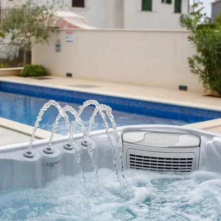 Вілла Luxury -heated Pool -jacuzzi