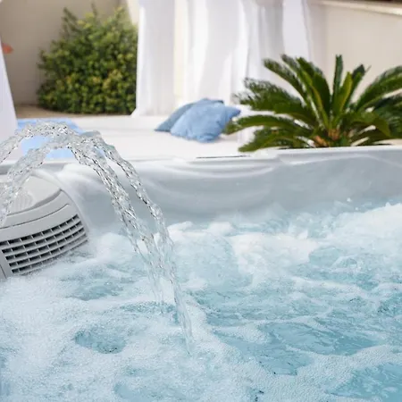 Luxury -heated Pool -jacuzzi