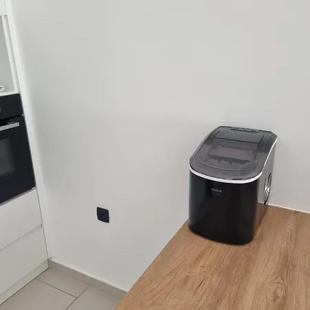 Luxury -heated Pool -jacuzzi * Trogir