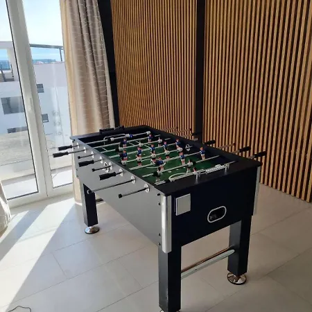 Вілла Luxury -heated Pool -jacuzzi Трогір