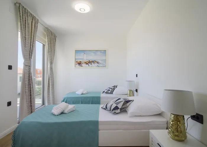 Villa Luxury -heated Pool -jacuzzi